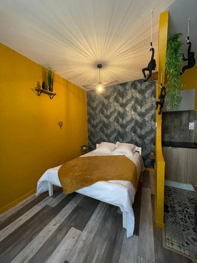 Jungle Room Romans-sur-Isere Exterior photo