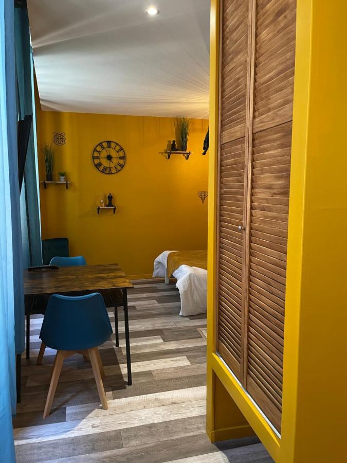 Jungle Room Romans-sur-Isere Exterior photo